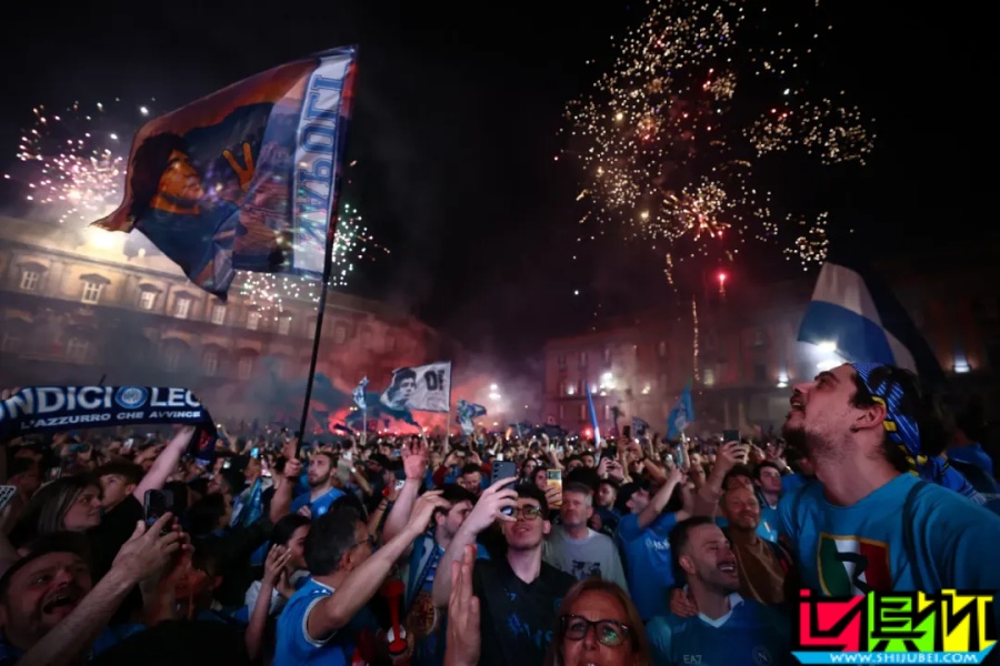 3年2冠,那不勒斯 夢回 馬拉多納 時代-第10張圖片-世俱杯 3年2冠,那不勒斯 夢回 馬拉多納 時代-第10張圖片-世俱杯