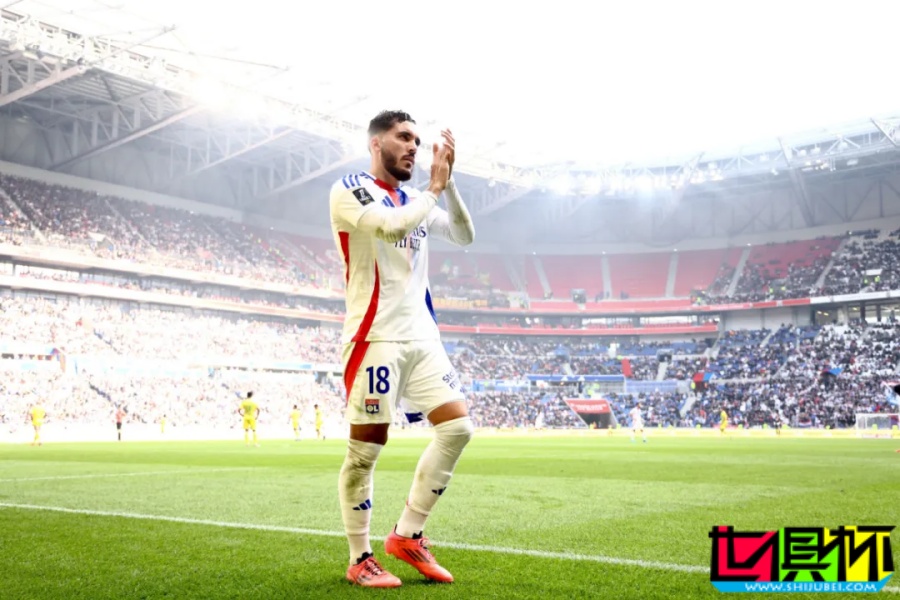 里昂 因財務違規,被罰降至 法乙 聯賽-第2張圖片-世俱杯 里昂 因財務違規,被罰降至 法乙 聯賽-第2張圖片-世俱杯