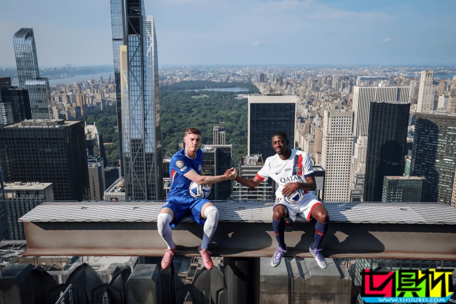 帕爾默 登貝萊 樓頂與 世俱杯 合影,預熱決賽-第3張圖片-世俱杯 帕爾默 登貝萊 樓頂與 世俱杯 合影,預熱決賽-第3張圖片-世俱杯