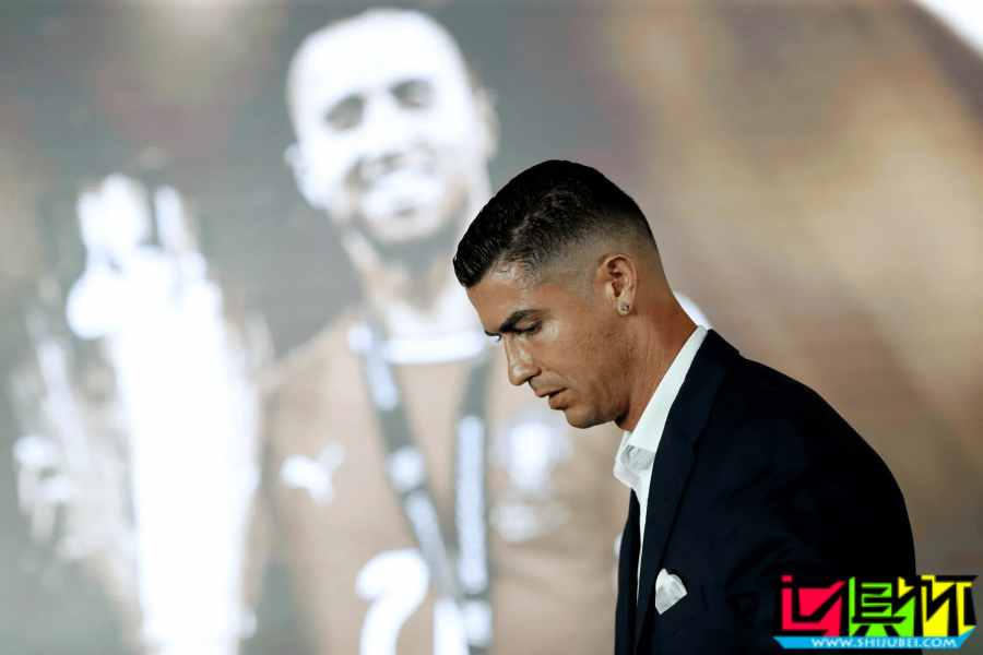 C羅 出席葡萄牙國家隊追悼活動，緬懷 若塔 與波爾圖主席 科斯塔-第1張圖片-世俱杯