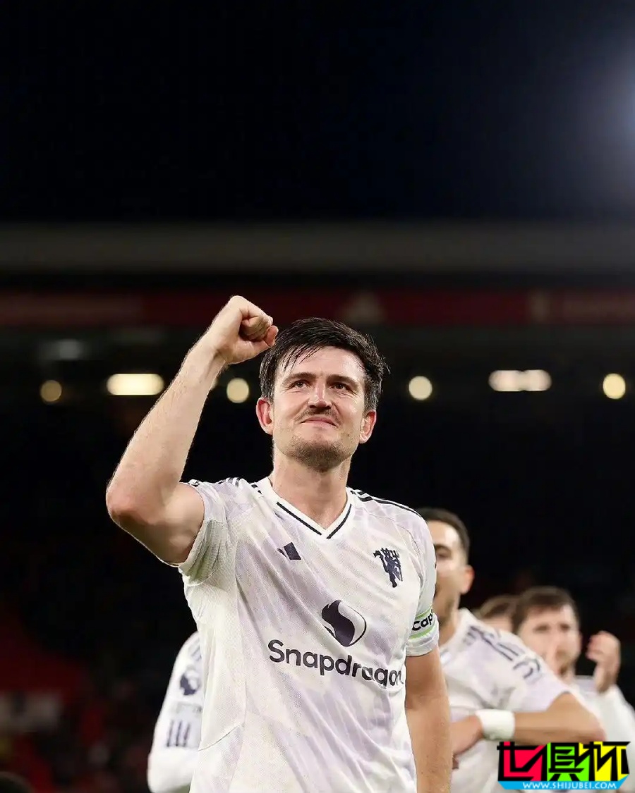 “雙紅會(huì)”曼聯(lián) 客勝 利物浦,馬奎爾 頭球制勝-第1張圖片-世俱杯 “雙紅會(huì)”曼聯(lián) 客勝 利物浦,馬奎爾 頭球制勝-第1張圖片-世俱杯