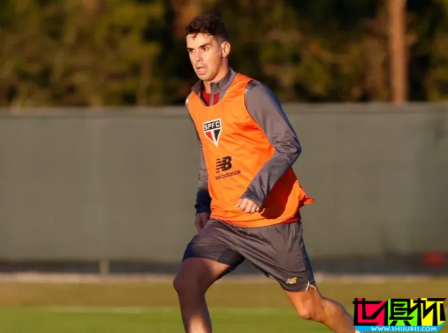 前中超外援 奧斯卡 訓練中突發暈厥送醫，或提前退役！-第2張圖片-世俱杯